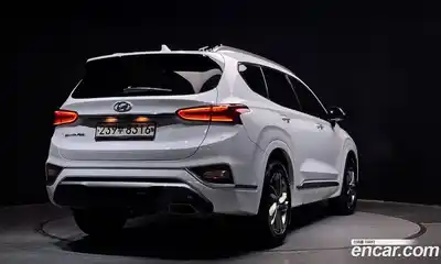 Hyundai Santa Fe 2020 2.0 Автомат в Москве № 714537, миниатюра 2