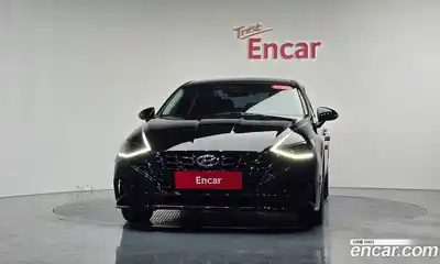 Hyundai Sonata 2023 2.0 Автомат в Москве № 714603, миниатюра 2