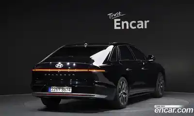 Hyundai Grandeur 2023 2.5 Автомат в Москве № 714894, миниатюра 2