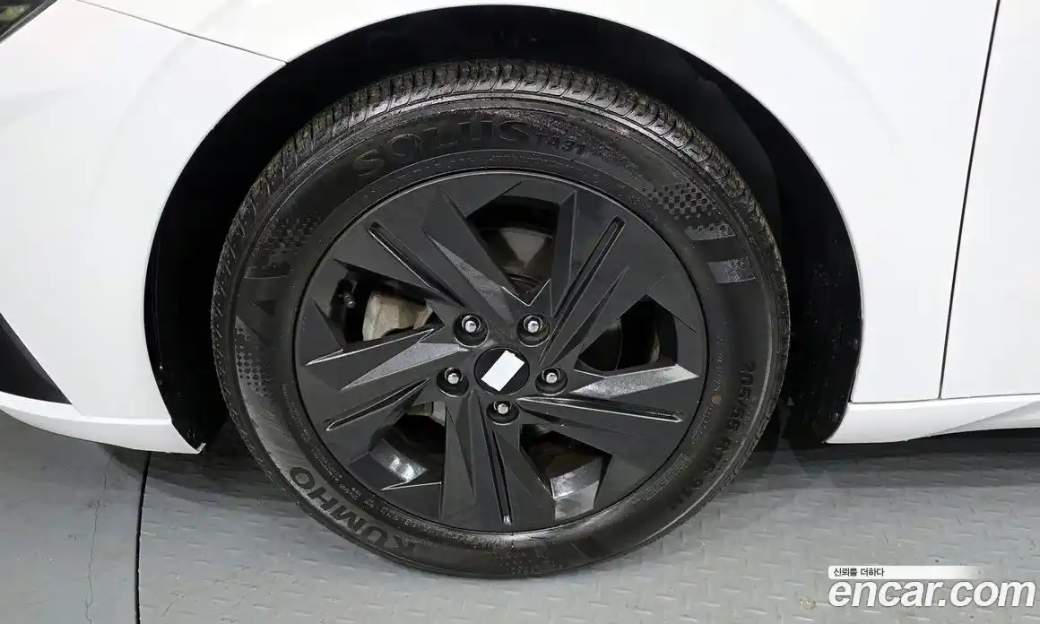 Hyundai Avante 2023 1.6 Автомат в Москве № 714931, фото 5