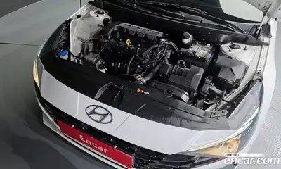 Hyundai Avante 2023 1.6 Автомат в Москве № 714931, миниатюра 6