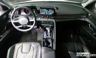 Hyundai Avante 2023 1.6 Автомат в Москве № 714931, миниатюра 7