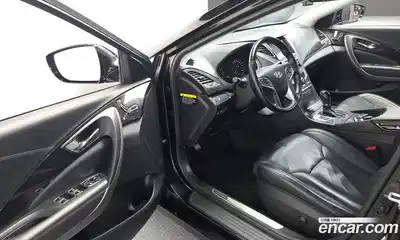 Hyundai Grandeur 2015 3.0 Автомат в Москве № 715113, миниатюра 11