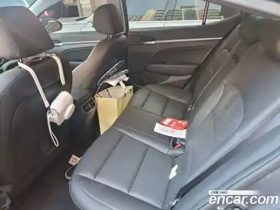 Hyundai Avante 2019 1.6 Автомат в Москве № 715301, миниатюра 8