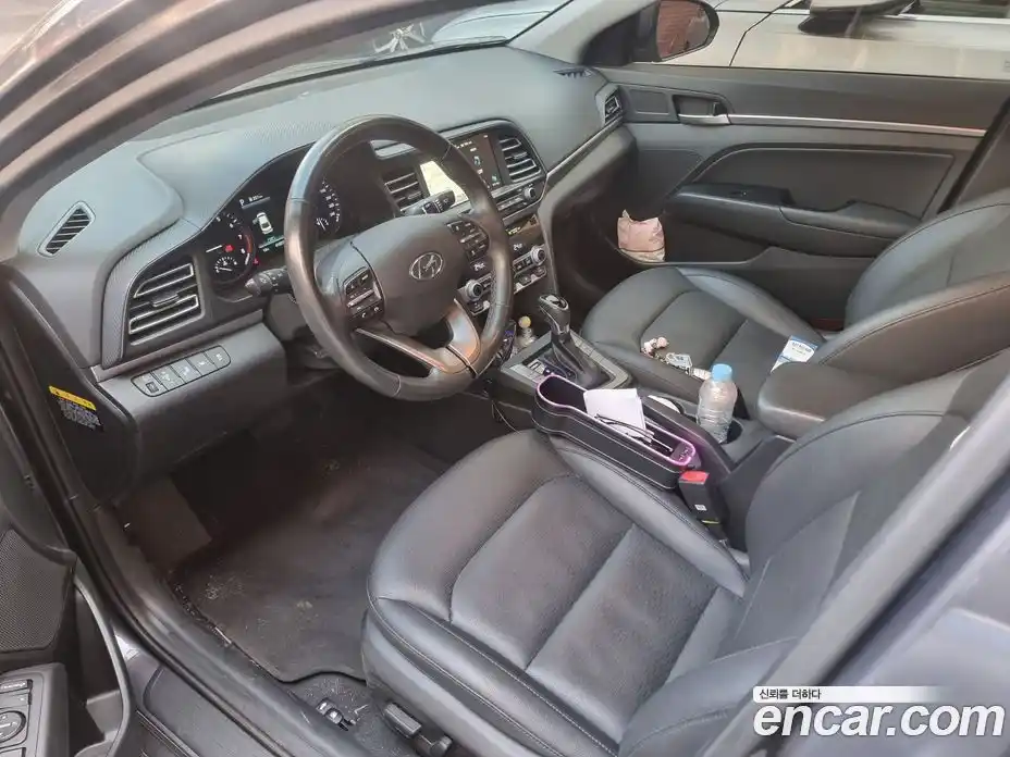 Hyundai Avante 2019 1.6 Автомат в Москве № 715301, фото 9