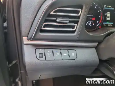 Hyundai Avante 2019 1.6 Автомат в Москве № 715301, миниатюра 10