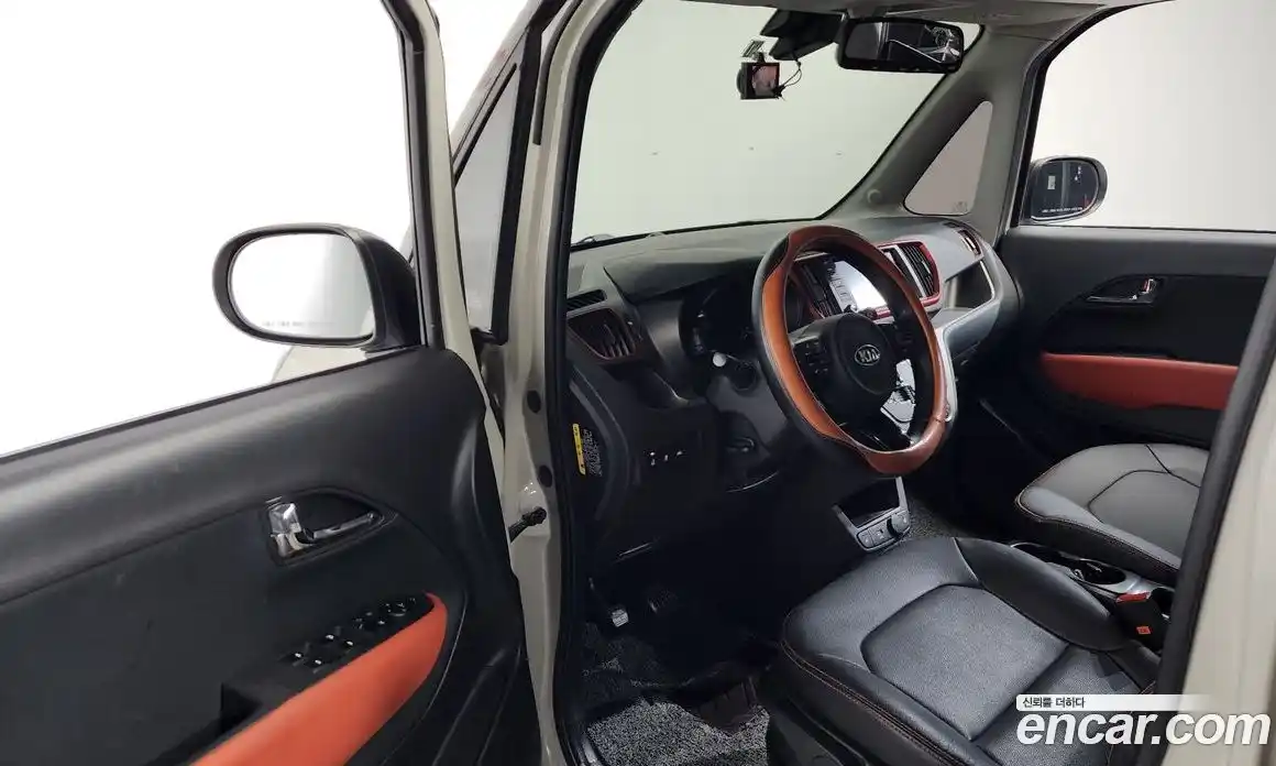 Kia Ray 2021 1.0 Автомат в Москве № 715959, фото 10