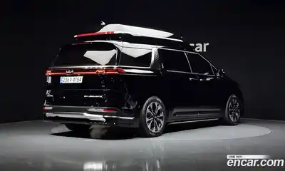 Kia Canival 2023 3.5 Автомат в Москве № 716281, миниатюра 2