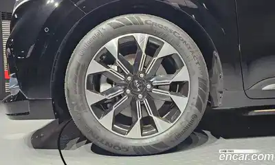 Kia Canival 2023 3.5 Автомат в Москве № 716281, миниатюра 5