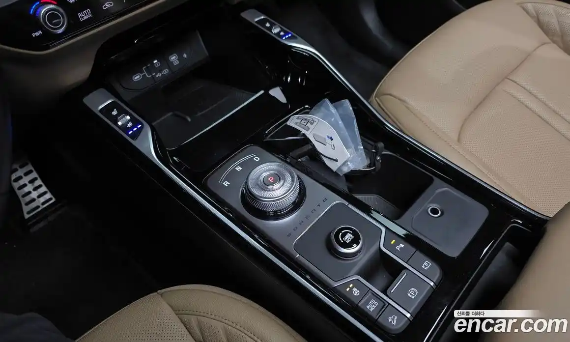 Kia Sorento 2024 1.6 Автомат в Москве № 716312, фото 9