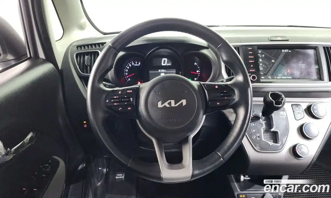 Kia Ray 2022 1.0 Автомат в Москве № 716340, фото 13