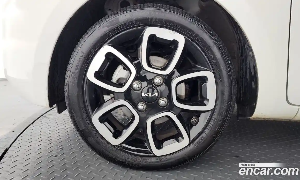 Kia Ray 2022 1.0 Автомат в Москве № 716340, фото 5