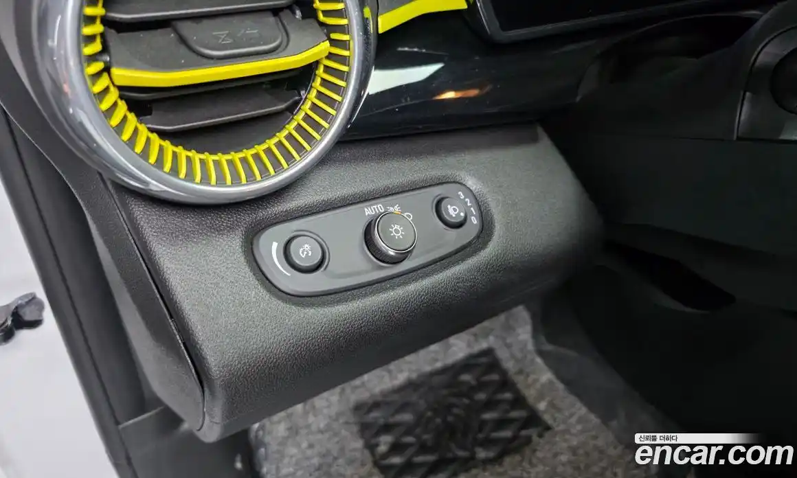 Chevrolet Trax 2024 1.2 Автомат в Москве № 717065, фото 17