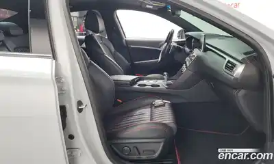 Genesis G70 2018 2.0 Автомат в Москве № 717142, миниатюра 11