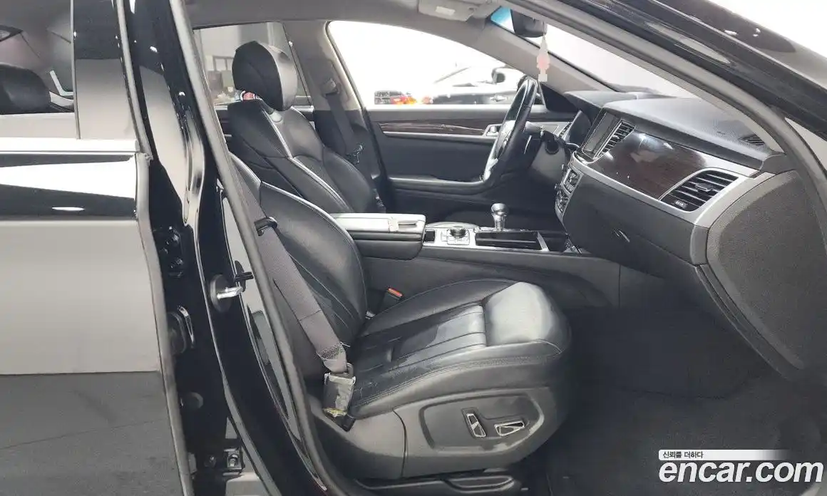 Genesis G80 2017 3.3 Автомат в Москве № 717307, фото 11