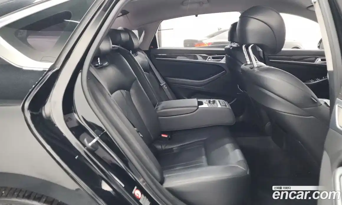 Genesis G80 2017 3.3 Автомат в Москве № 717307, фото 12