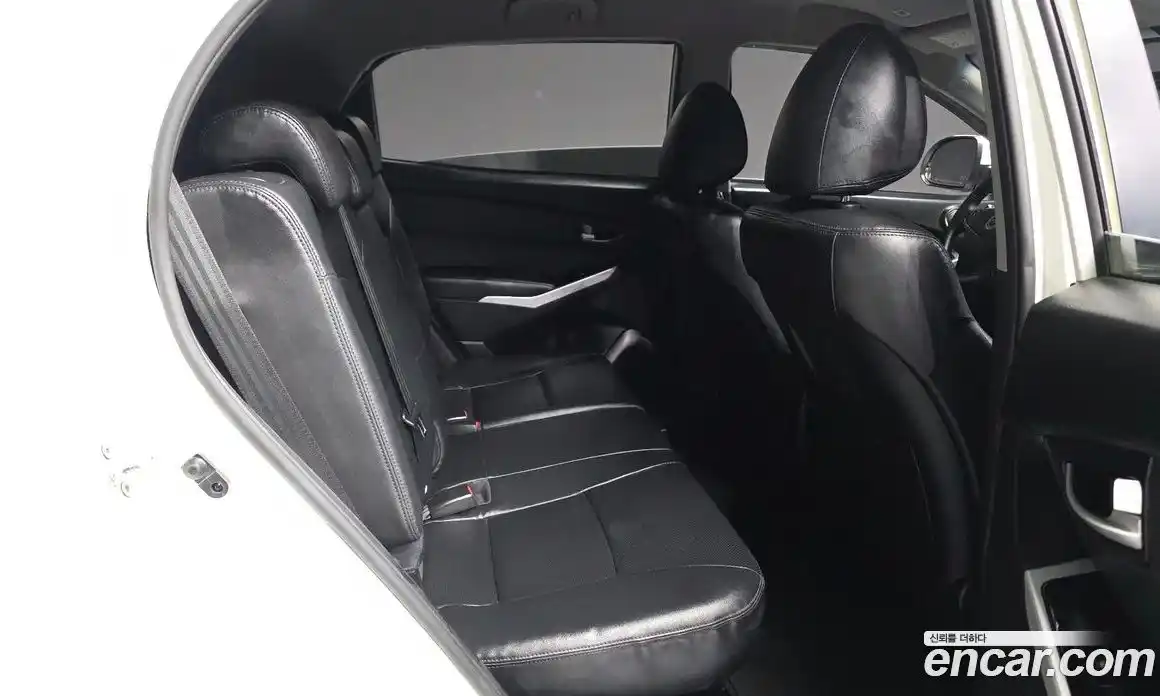 SsangYong Korando 2016 2.2 Автомат в Москве № 718458, фото 12