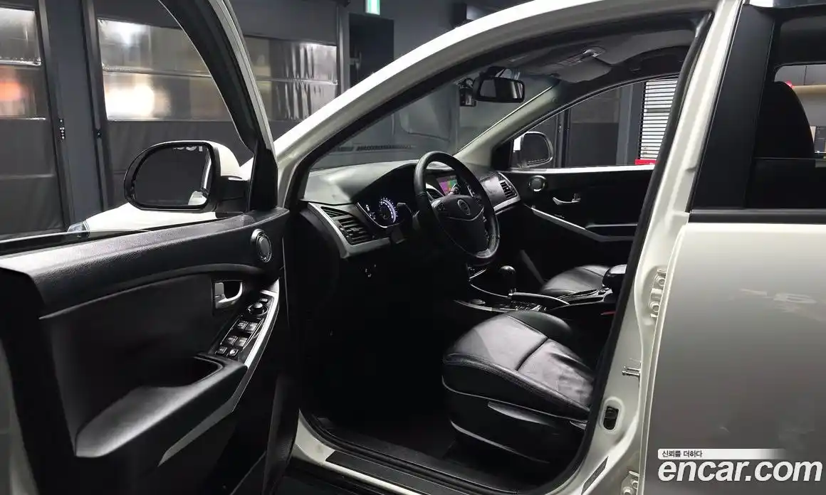 SsangYong Korando 2016 2.2 Автомат в Москве № 718458, фото 10