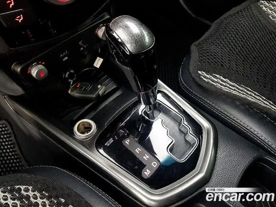 SsangYong TIBOLI 2017 1.6 Автомат в Москве № 718769, фото 14