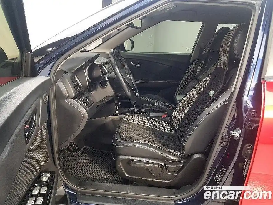 SsangYong TIBOLI 2017 1.6 Автомат в Москве № 718769, фото 8