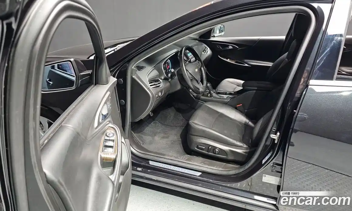 Chevrolet Malibu 2017 1.5 Автомат в Москве № 719354, фото 10