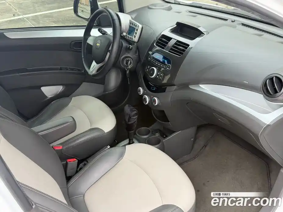 Chevrolet Spark 2012 1.0 Автомат в Москве № 719485, фото 7