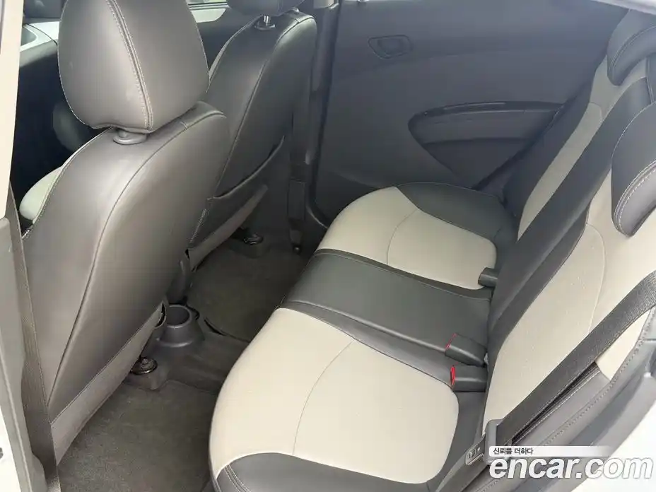 Chevrolet Spark 2012 1.0 Автомат в Москве № 719485, фото 8