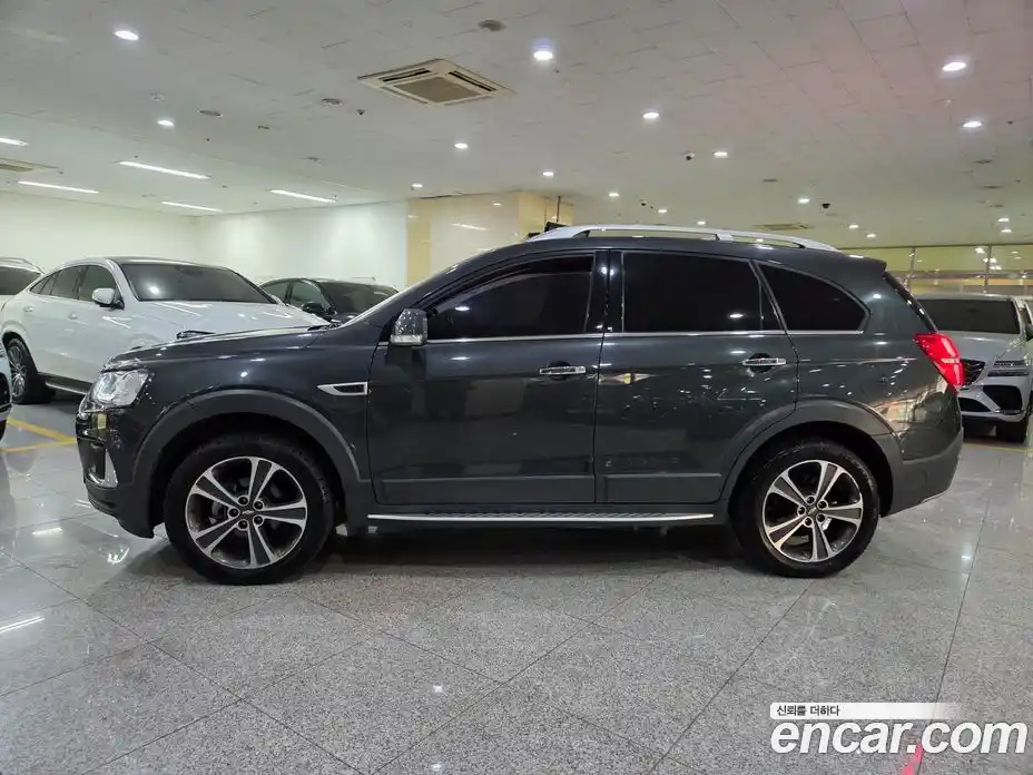 Chevrolet Captiva 2018 2.0 Автомат в Москве № 719568, фото 3