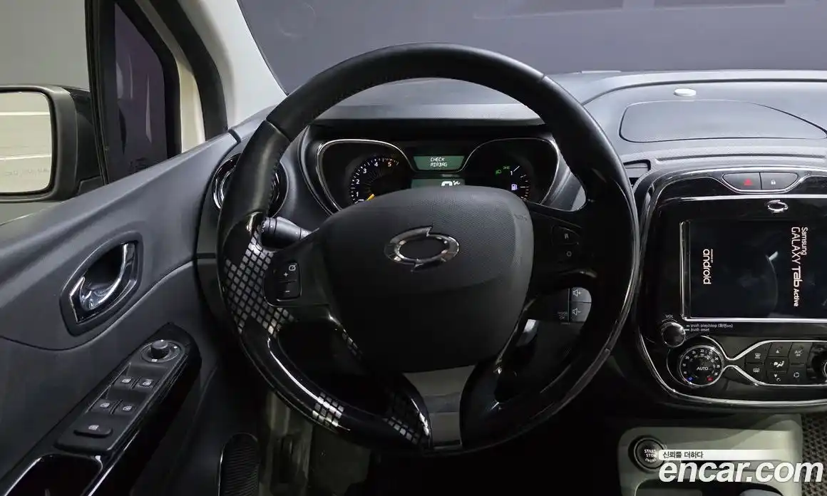 Renault QM3 2016 1.5 Автомат в Москве № 720096, фото 13