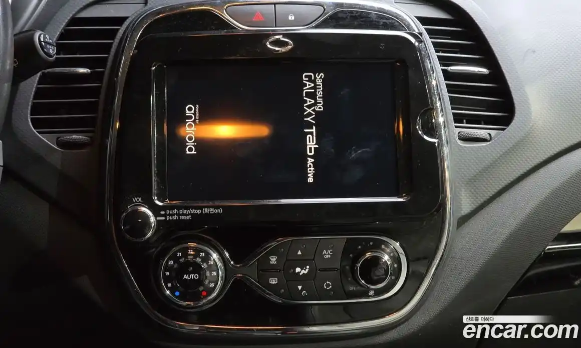 Renault QM3 2016 1.5 Автомат в Москве № 720096, фото 14