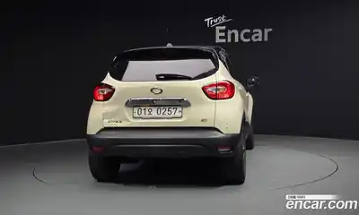 Renault QM3 2016 1.5 Автомат в Москве № 720096, миниатюра 4