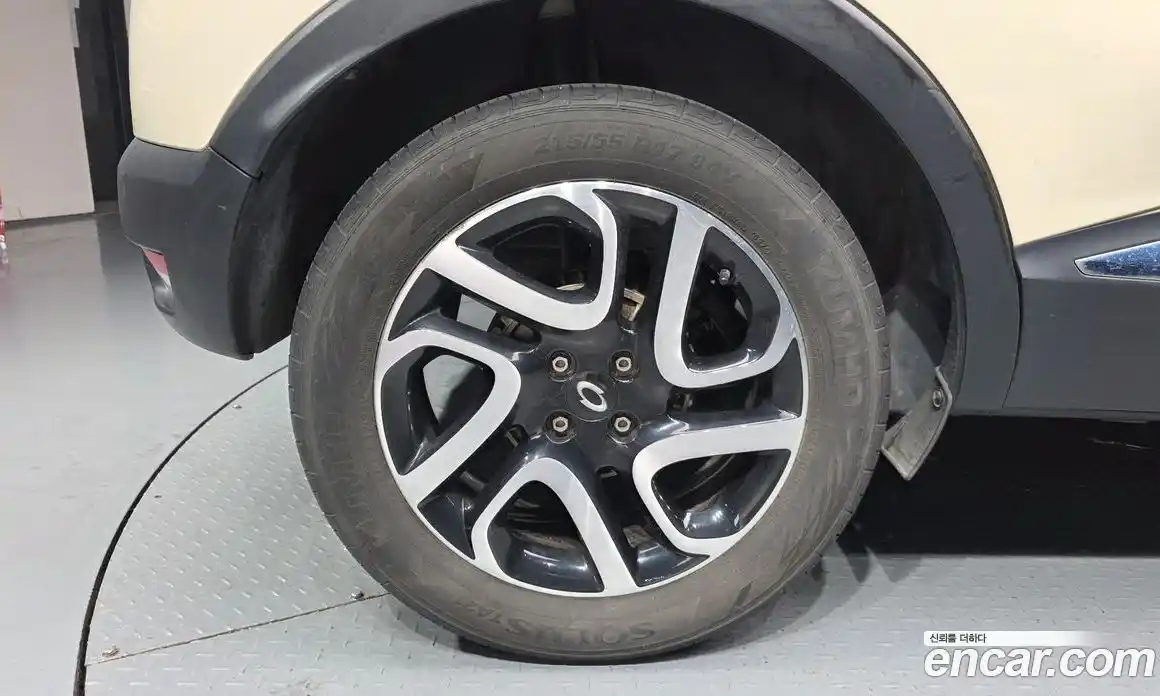 Renault QM3 2016 1.5 Автомат в Москве № 720096, фото 5