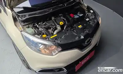 Renault QM3 2016 1.5 Автомат в Москве № 720096, миниатюра 6