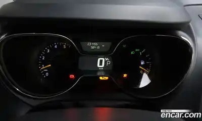 Renault QM3 2016 1.5 Автомат в Москве № 720096, миниатюра 8