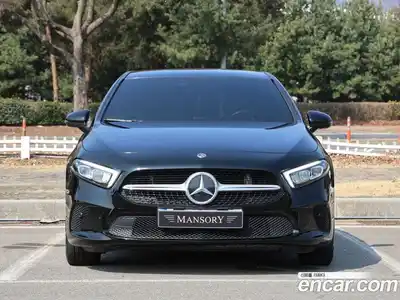 Mercedes-Benz A-Class 2021 2.0 Автомат в Москве № 721791, миниатюра 2