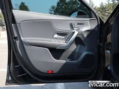 Mercedes-Benz A-Class 2021 2.0 Автомат в Москве № 721791, миниатюра 7