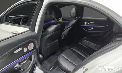 Mercedes-Benz E-Class 2023 2.0 Автомат в Москве № 721899, миниатюра 11