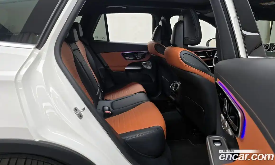 Mercedes-Benz GLC-Class 2024 2.0 Автомат в Москве № 721985, фото 12