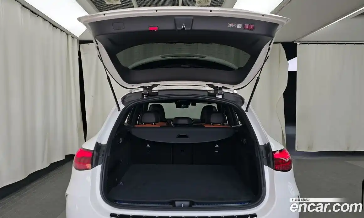 Mercedes-Benz GLC-Class 2024 2.0 Автомат в Москве № 721985, фото 20