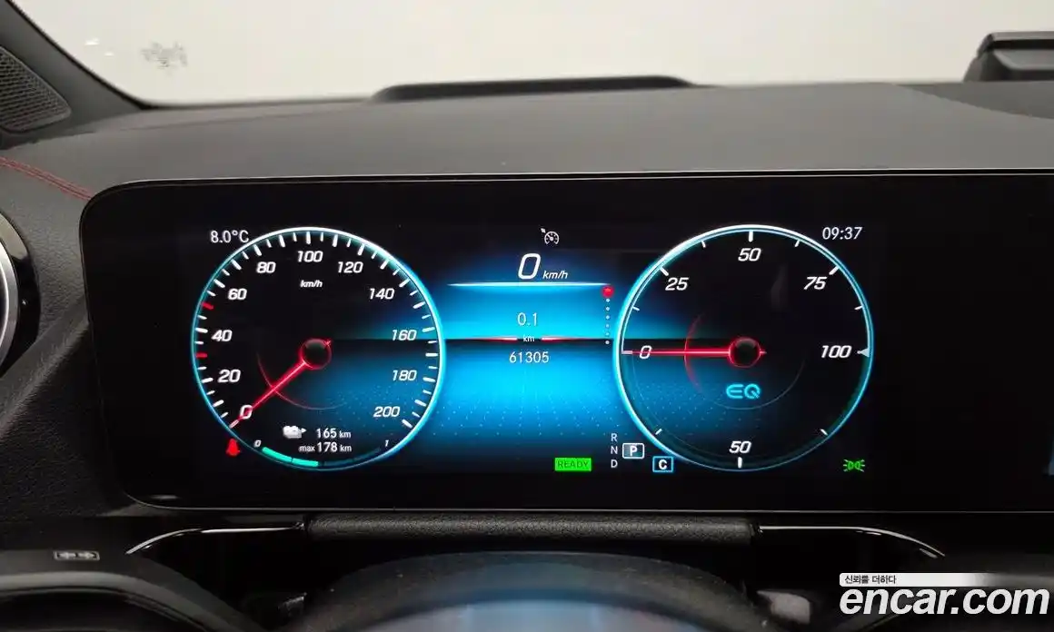 Mercedes-Benz EQA 2022 0.2 Автомат в Москве № 722520, фото 8