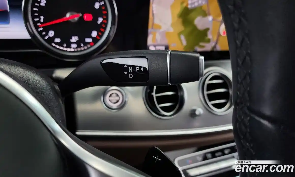 Mercedes-Benz E-Class 2019 2.0 Автомат в Москве № 722730, фото 9