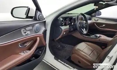 Mercedes-Benz E-Class 2019 2.0 Автомат в Москве № 722730, миниатюра 10