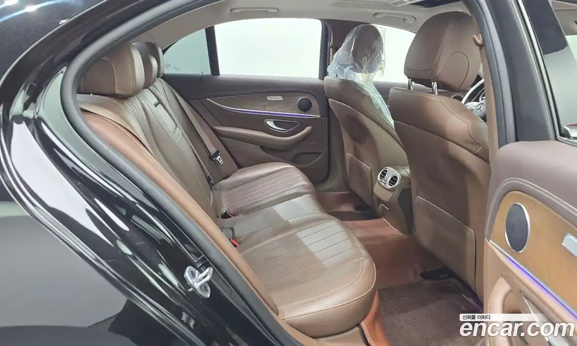 Mercedes-Benz E-Class 2019 1.9 Автомат в Москве № 722819, фото 12