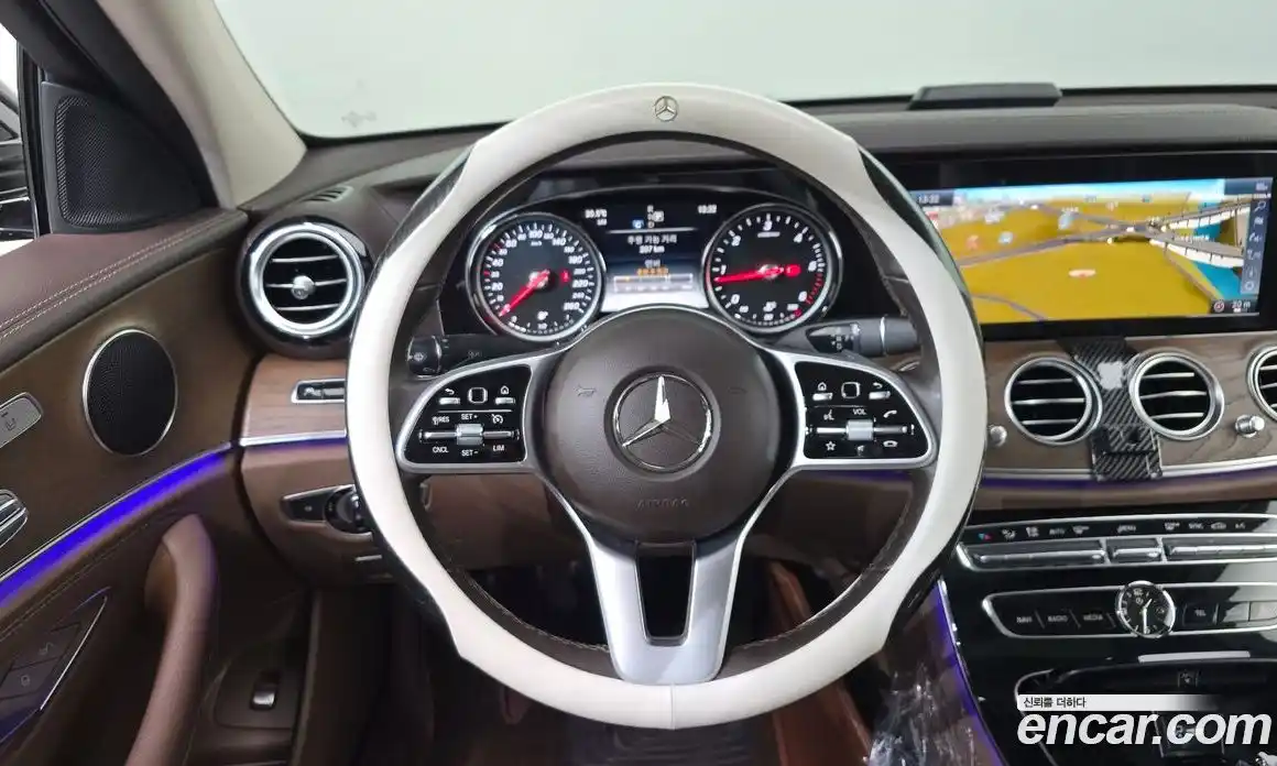 Mercedes-Benz E-Class 2019 1.9 Автомат в Москве № 722819, фото 13