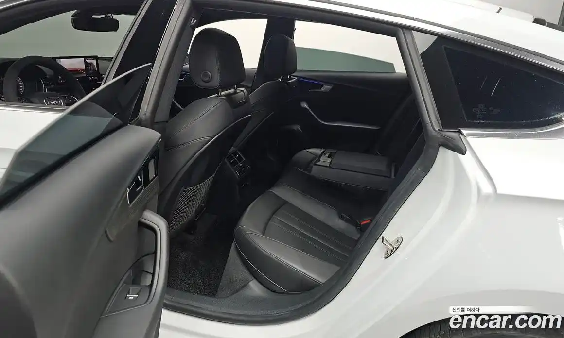 Audi A5 2023 2.0 Автомат в Москве № 723360, фото 11