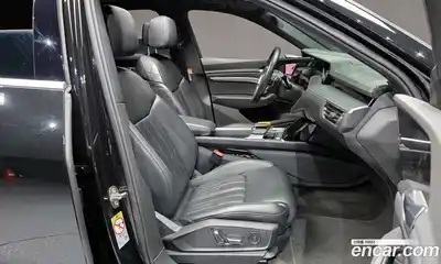 Audi e-tron 2022 0.2 Автомат в Москве № 723373, миниатюра 11