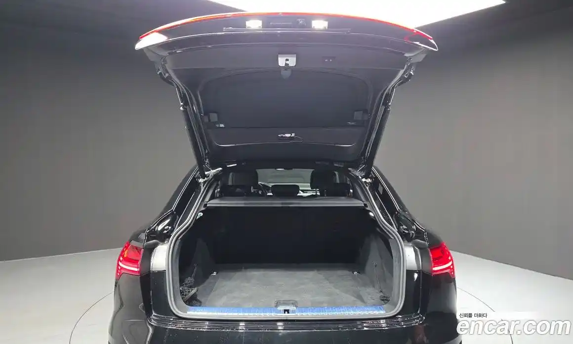 Audi e-tron 2022 0.2 Автомат в Москве № 723373, фото 20