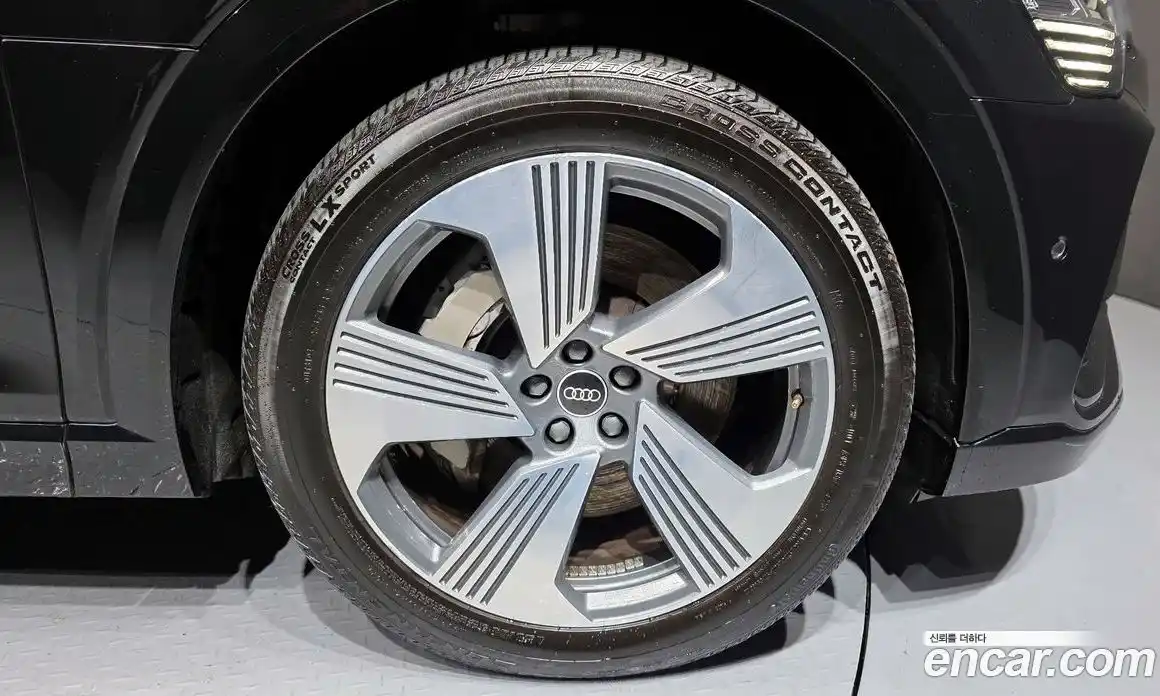 Audi e-tron 2022 0.2 Автомат в Москве № 723373, фото 5