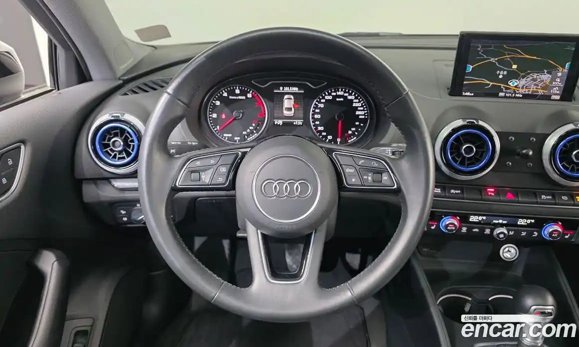 Audi A3 2018 2.0 Автомат в Москве № 723574, фото 13