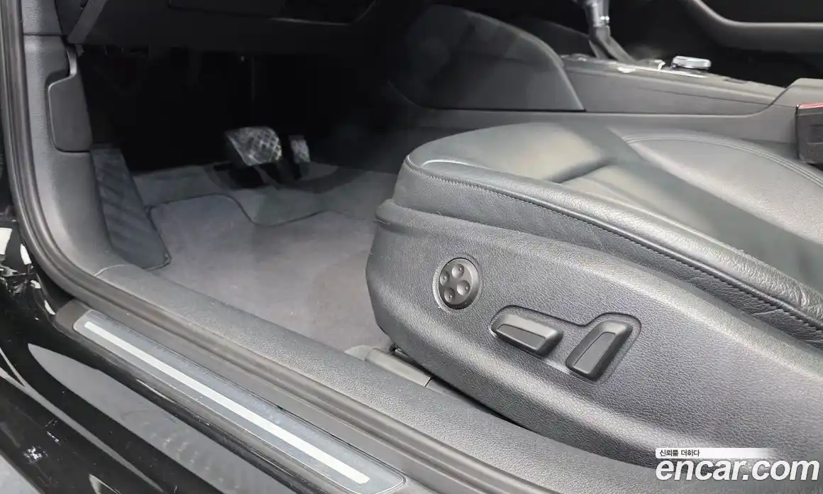 Audi A3 2018 2.0 Автомат в Москве № 723574, фото 17